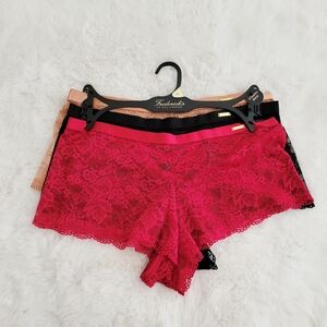 FREDERICKS OF HOLLYWOOD 3-PACK LACE CHEEKY SIZE 1X